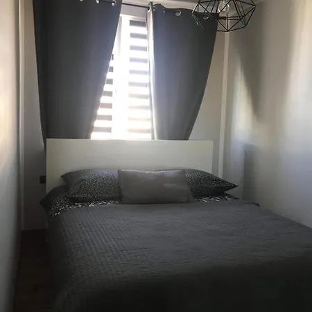 アパート Apartamentlesna12hel